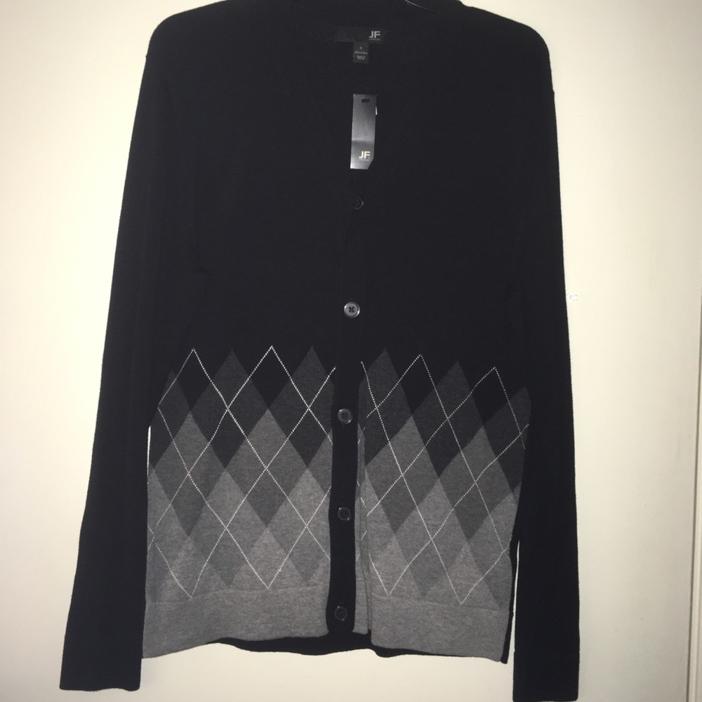 Men’s JF cardigan - black and gray argyle.